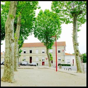 Bureau Lesparre-Medoc, L'Estuaire Διαμέρισμα Exterior photo