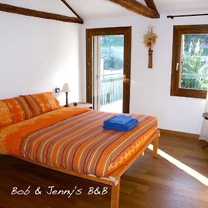 Bob And Jenny'S B&B Βιτσέντζα Room photo