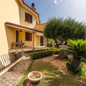 Casa Vacanze L'Ulivo Βίλα SantʼAntìoco Exterior photo