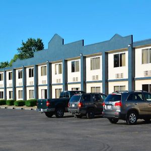 Buckeye Inn Near Osu Medical Center, Columbus Oh I-71 By Oyo Exterior photo