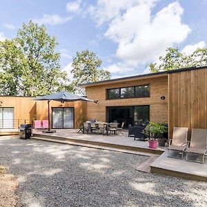 Grande Maison En Bois Avec Parc, Terrasse, Jeux Et Equipements Modernes Entre Nantes Et Pornic - Fr-1-306-1051 Βίλα Port-Saint-Père Exterior photo