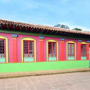 Casona 1865 Ξενοδοχείο Raquira Exterior photo