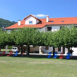 Le Val Du Cantal Ξενοδοχείο Polminhac Exterior photo