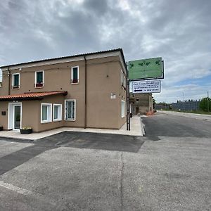 Antica Locanda Zio Cesare Ξενοδοχείο Φεράρα Exterior photo