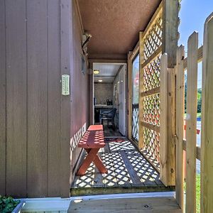 Mt Lookout Tiny House With Backyard And Fire Pit! Διαμέρισμα Hico Exterior photo