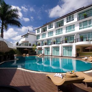 A-Te Chumphon Hotel - Sha Plus Exterior photo