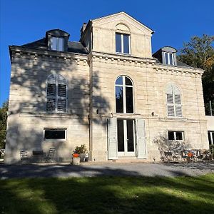 Domaine De Bonneuil Bed and Breakfast Exterior photo