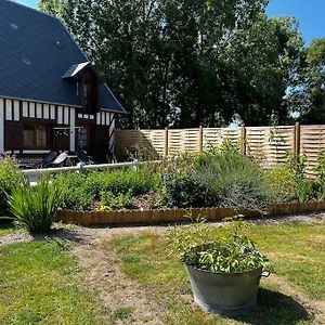 Maison De Charme Avec Jacuzzi. Βίλα Berthouville Exterior photo