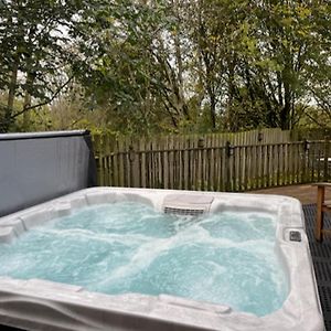 Beautiful 2 Bed Apt With Hot Tub In Blaydon Burn Διαμέρισμα Exterior photo