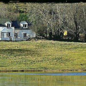 Lake View Romantic Retreat Διαμέρισμα Αμπερίστγουιθ Exterior photo