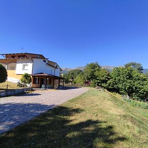 Il Golfarone Bed and Breakfast Villa Minozzo Exterior photo