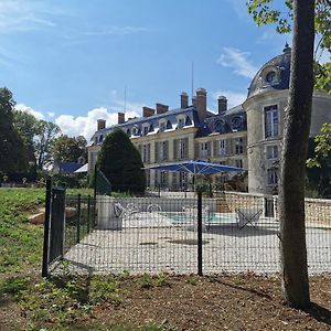 Chateau Des Barres Βίλα Sainpuits Exterior photo