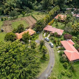 Le Domaine De La Vallee Βίλα Le Morne-Rouge Exterior photo