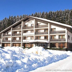 Ski Apartman Sajmon So Saunou Διαμέρισμα Makov Exterior photo