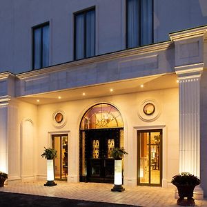 Lawlors Hotel Naas Exterior photo