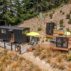 The Shepherds Hut - Boutique Retreat. Διαμέρισμα Hanmer Springs Exterior photo