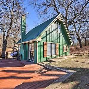 Lakefront Grove Getaway With Dock And Pool Access! Βίλα Exterior photo