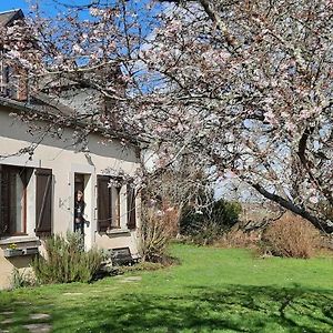 La Villonniere Bed and Breakfast Parnac  Exterior photo