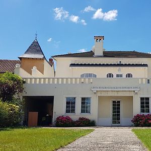 La Casa Blanca Ξενοδοχείο Janneyrias Exterior photo