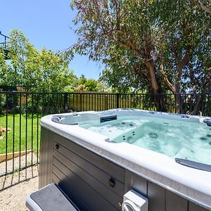 Ocean & Country Views, Spa, Pets Welcome, Fireplace - Your Ocean Oasis 10 Minutes To Phillip Island Βίλα Kilcunda Exterior photo