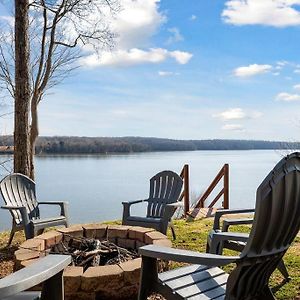 Million Dollar Views: Lakefront, Dock, Kayaks+More Βίλα Winchester Exterior photo