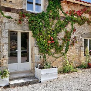 Maison D'Amis Des Hirondelles Βίλα Lempzours Exterior photo