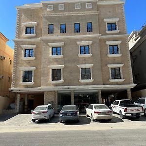 إيجار شهري وسنوي Διαμέρισμα Αλ Κομπάρ Exterior photo