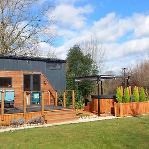 Insolite La Tiny House Du Lutin Many Et Son Bain Nordique Βίλα Saint-Christophe-Sur-Conde Exterior photo