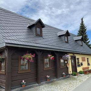 Ferienhaus Sissi Mit Whirlpool, Sauna U Sehr Ruhig Βίλα Großschönau Exterior photo