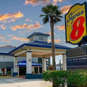 Super 8 By Wyndham Sealy Ξενοδοχείο Exterior photo