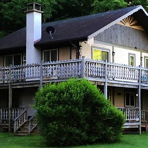 Slide Mountain Forest House Ξενοδοχείο Oliverea Exterior photo