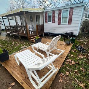 Bungalow Charmant A Onzain Avec Piscine Partagee Βίλα Exterior photo