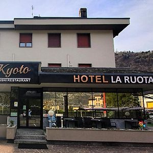 La Ruota Ξενοδοχείο Morbegno Exterior photo