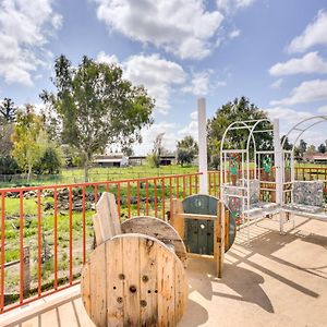 Rustic California Vacation Rental With Rooftop Patio Tulare Exterior photo