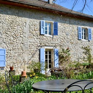 J&G House Bed and Breakfast Saint-Pierre-de-Curtille Exterior photo