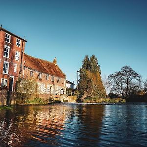 The Old Mill Ξενοδοχείο Σαλισμπέρι Exterior photo