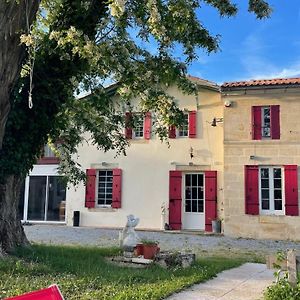 Aux Abris Des Vents D'Anges Bed and Breakfast Les Artigues-de-Lussac Exterior photo