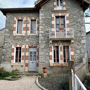 Maison Mitoyenne Dans Quartier Calme Βίλα Saleich Exterior photo