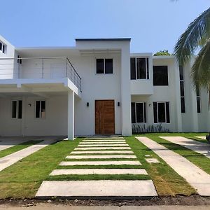 Hermosa Casa De Playa Βίλα Escuintla Exterior photo