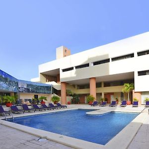 Hotel Los Aluxes Mérida Exterior photo