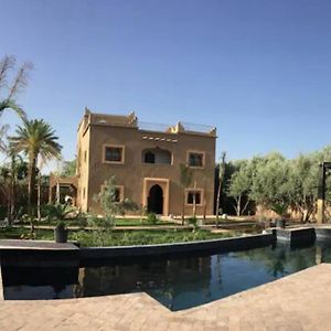 Dar Lily, Villa Familiale Avec Piscine Et Services Skoura Exterior photo