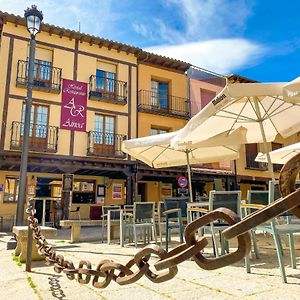 Hostal Ainoa Ξενοδοχείο Berlanga de Duero Exterior photo