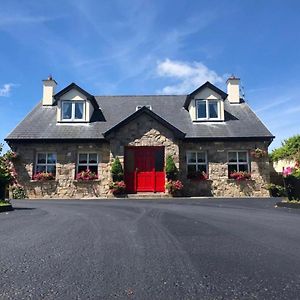 Cosy Rooms In A Stone Cottage Γκάλγουεϊ Exterior photo