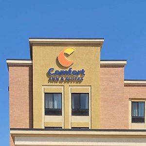 Comfort Inn & Suites Watford City Exterior photo