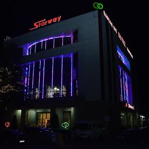 Starway Hotel Λανκαράν Exterior photo