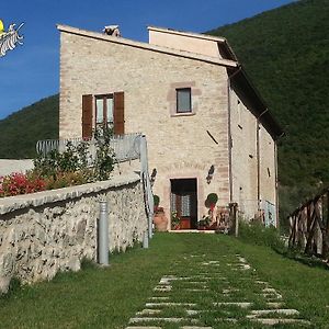 Agriturismo Casale La Palombara Βίλα Cerreto di Spoleto Exterior photo