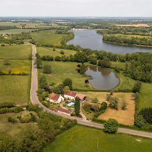 Gite La Voliere Ouverte Βίλα Valigny Exterior photo