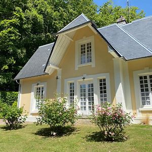 La Maison Du Gardien, Chateau De Lavenue Βίλα Pierrefitte-en-Auge Exterior photo