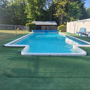 Serene Countryside Getaway In Spencer, Ny With Pool Διαμέρισμα Exterior photo