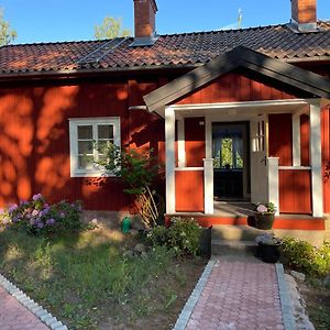 Bagarstugan Bed and Breakfast Kolbäck Exterior photo